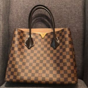Louis Vuitton Handbag - Kensington